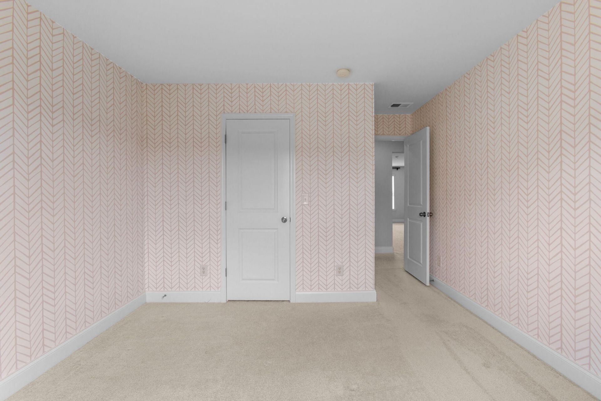 125 Lindera Preserve Boulevard Photo 33