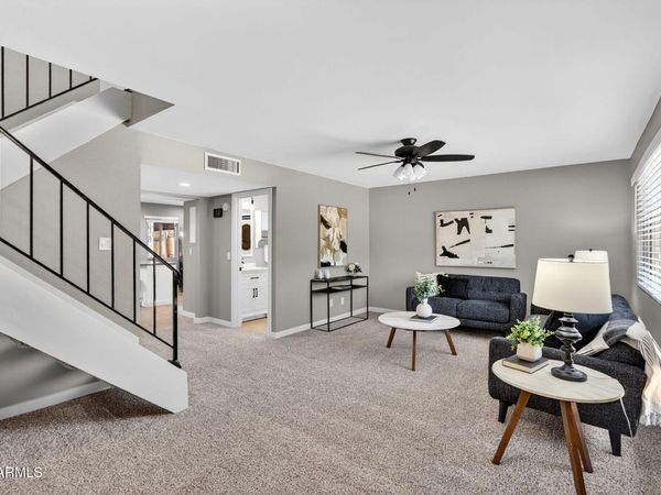 944 S VALENCIA, Unit 18, Mesa, AZ 85202