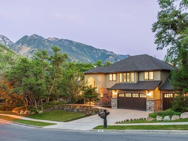 3450 E HIDDEN OAK DR, Cottonwood Heights, UT 84121