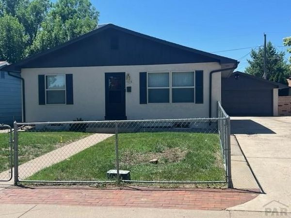3924 Azalea St, Pueblo, CO 81005
