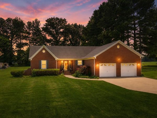 171 BRIERHEDGE RD, Covington, TN 38019