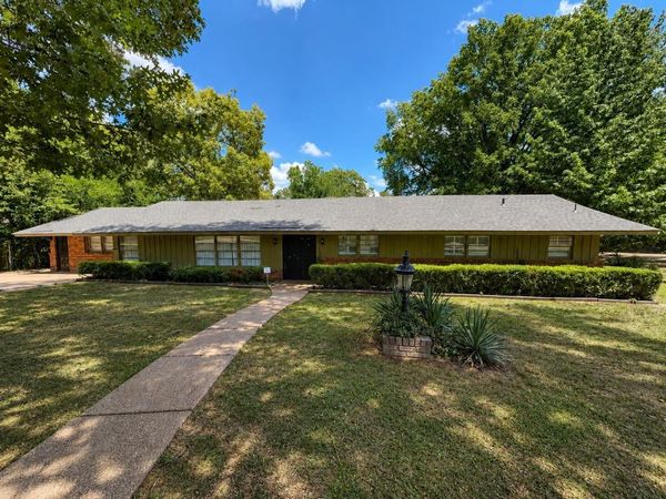 5676 WALNUT GROVE PL , Memphis, TN 38120