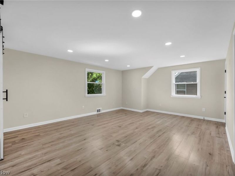 13510 Rockside Road, Garfield Heights, OH 44125 Photo 21