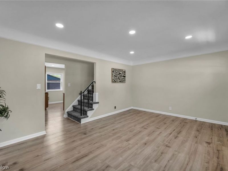 13510 Rockside Road, Garfield Heights, OH 44125 Photo 6