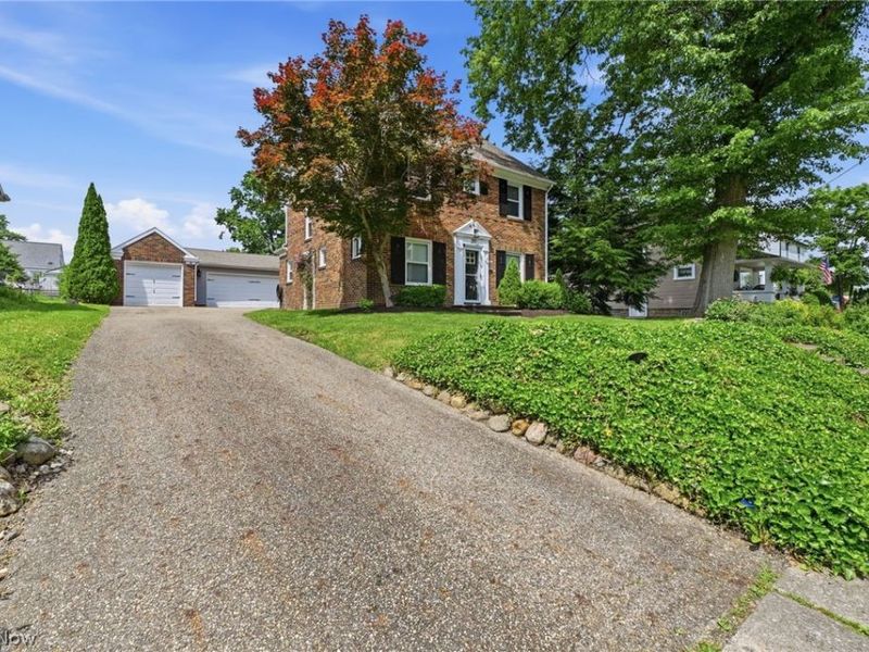 217 Cordelia Street SW, North Canton, OH 44720 Photo 3