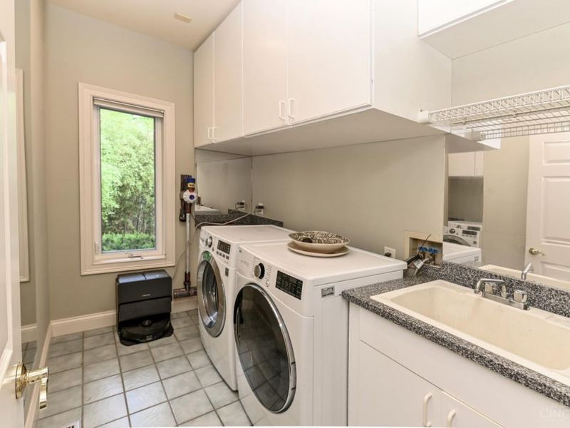 3 Cloister Court, Cincinnati, OH 45208 Photo 26