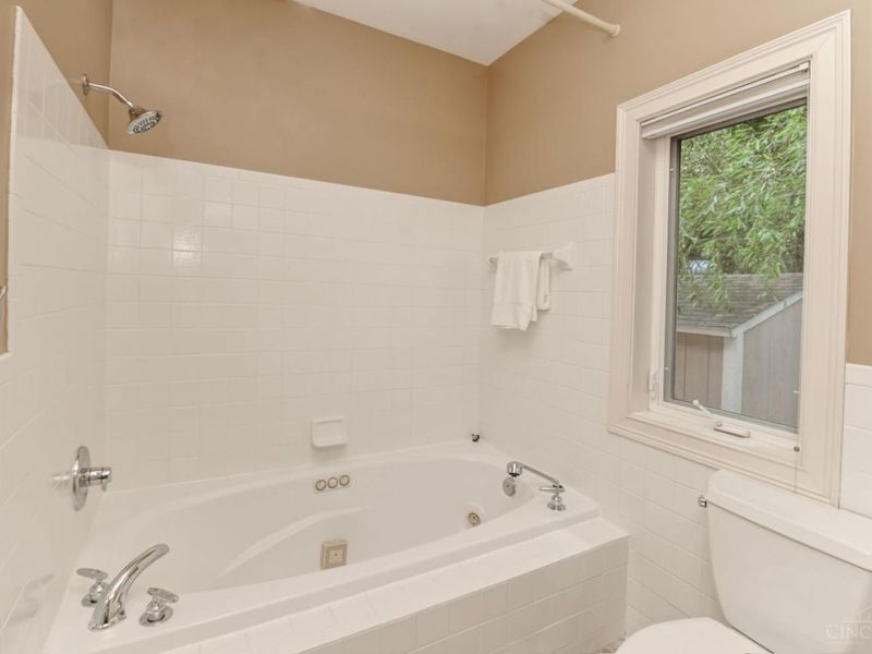 3 Cloister Court, Cincinnati, OH 45208 Photo 33