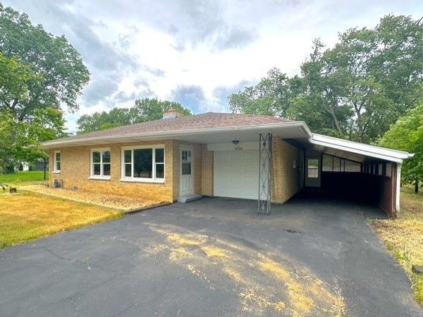 2810 15th Street , Winthrop Harbor, IL 60096