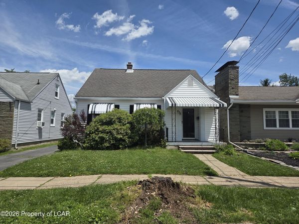 436 Washington Avenue, West Wyoming, PA 18644