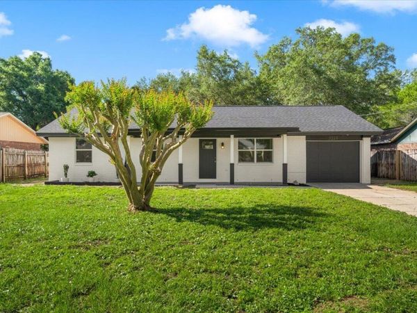 3229 Auburn Parkway, Gulf Breeze, FL 32563