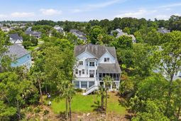 3048 Riverwood Drive photo 4