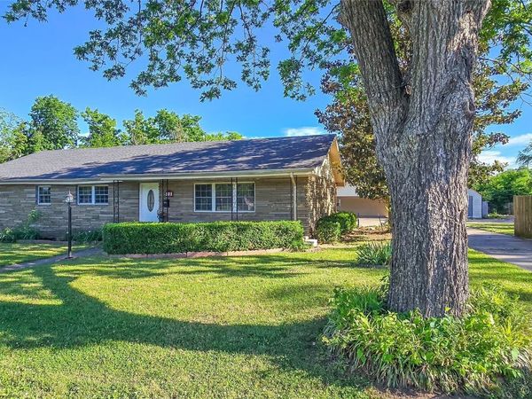 509 Sunset Strip Avenue , Eufaula, OK 74432