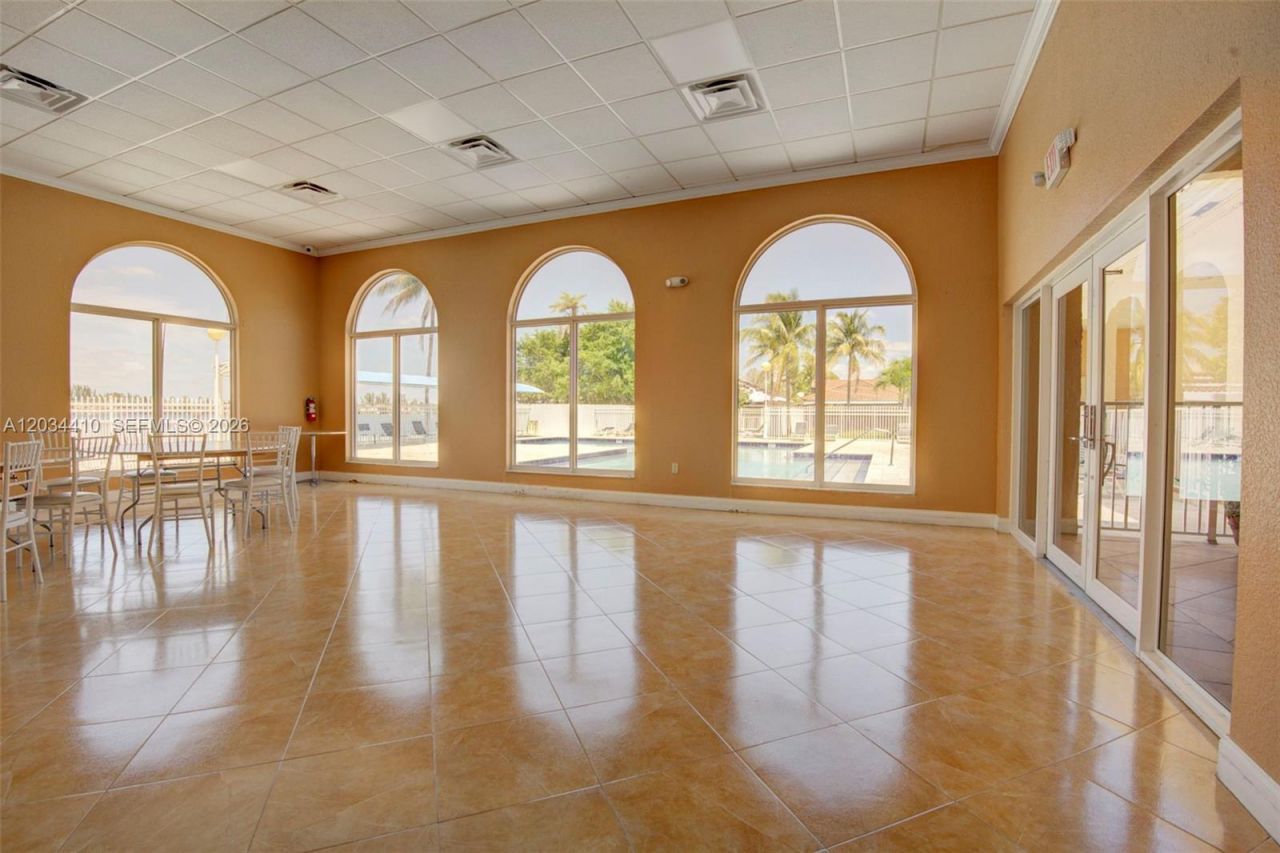 1187 NW 123rd Pl , Miami, FL 33182 Photo