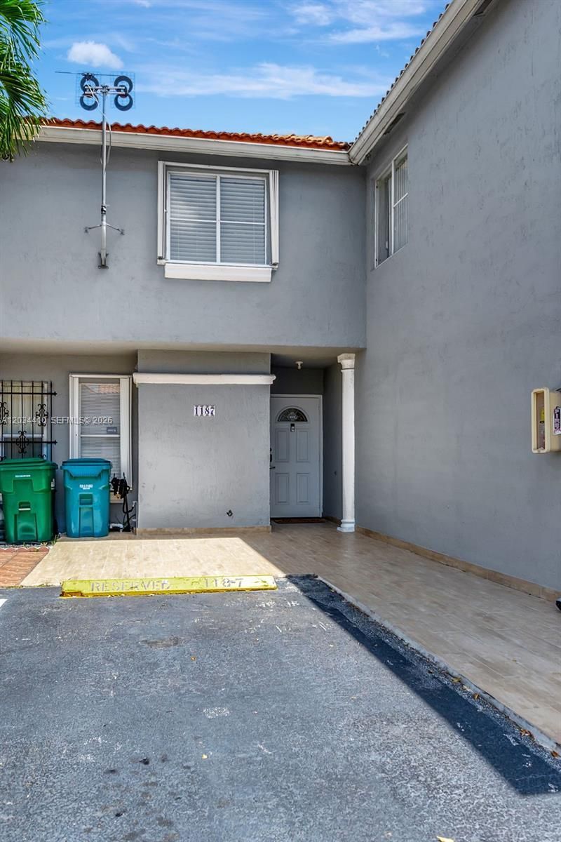 1187 NW 123rd Pl , Miami, FL 33182 Photo