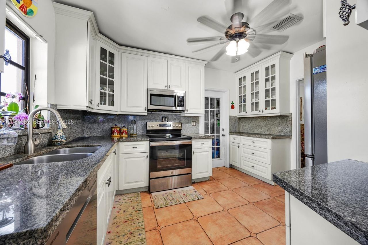 740 Jeronimo Dr, Coral Gables, FL 33146 Photo