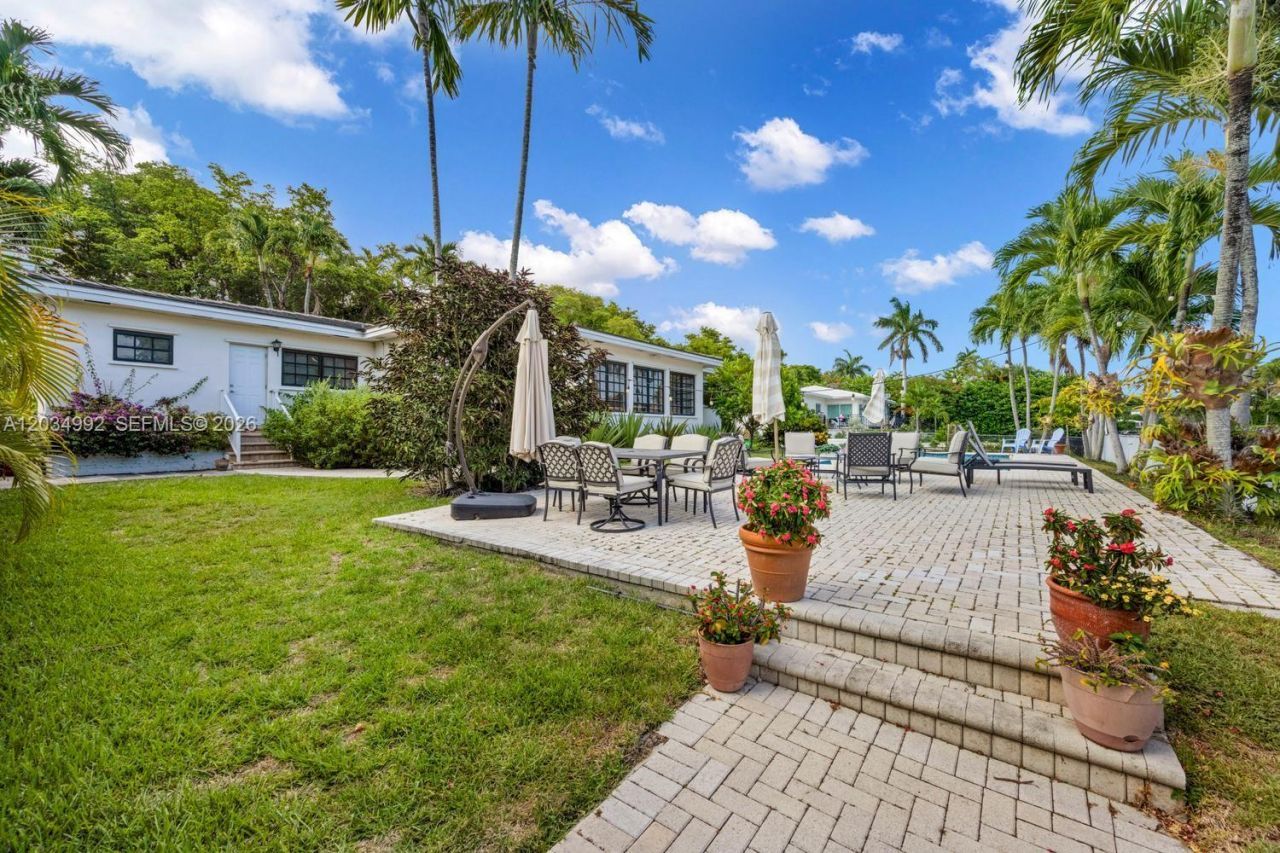 740 Jeronimo Dr, Coral Gables, FL 33146 Photo