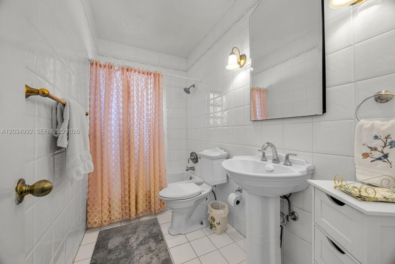 740 Jeronimo Dr, Coral Gables, FL 33146 Photo