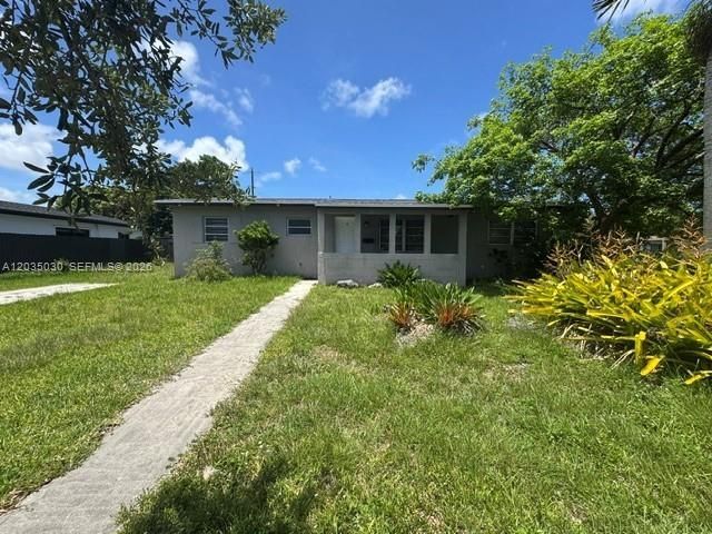 9815 Pan American Dr , Cutler Bay, FL 33189 Photo