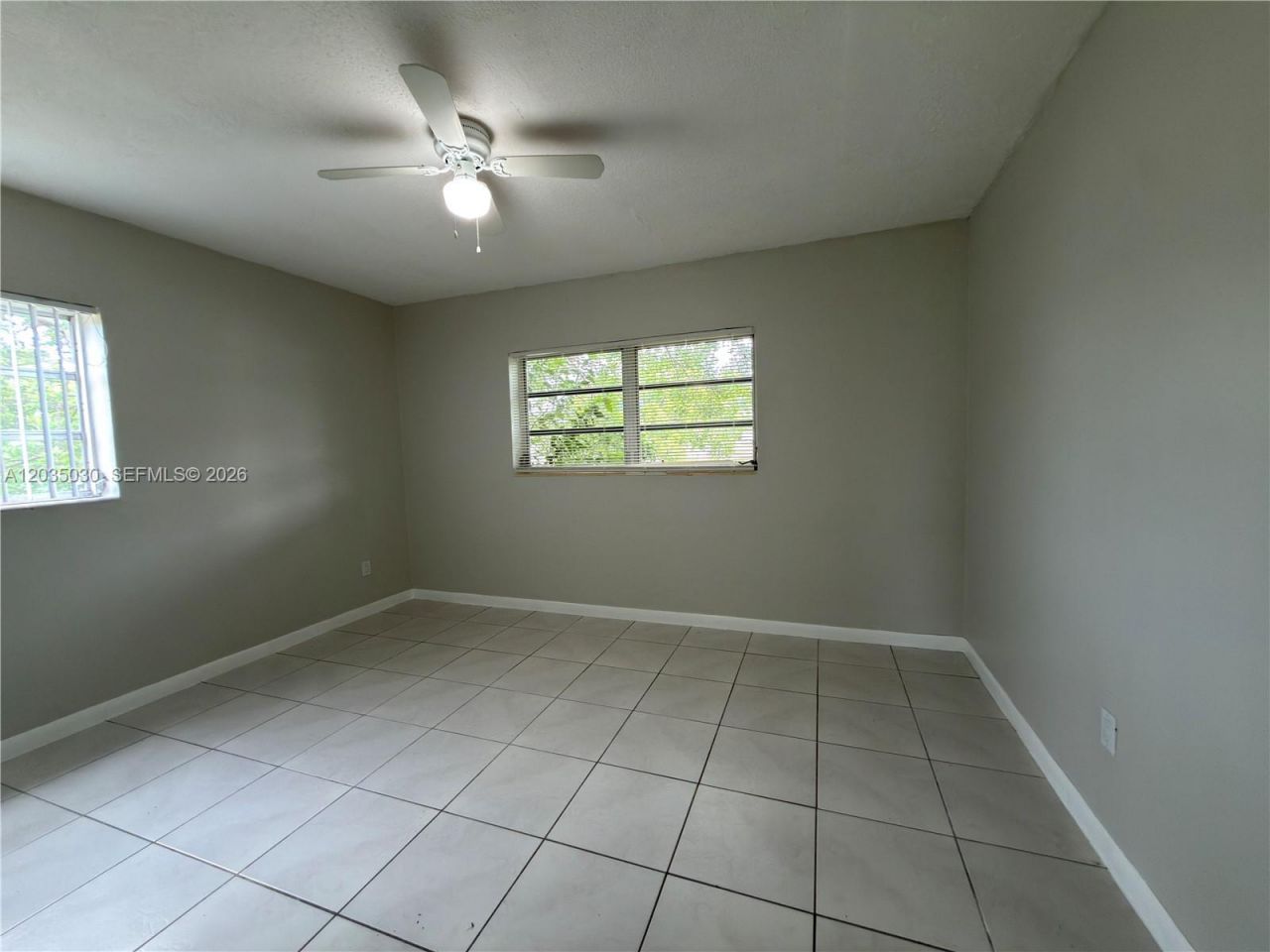 9815 Pan American Dr , Cutler Bay, FL 33189 Photo