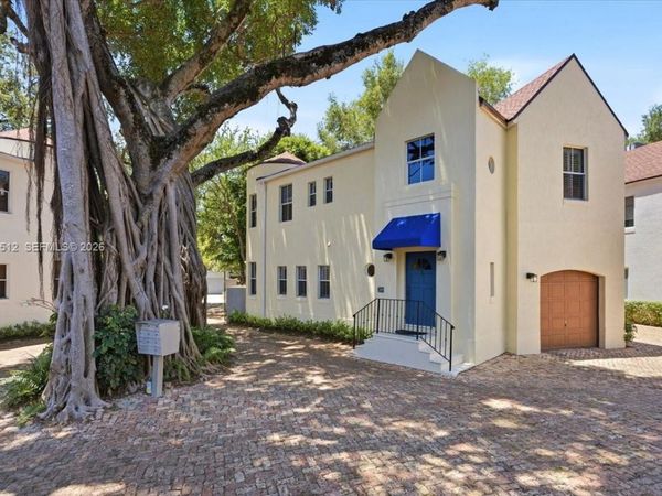 2917 Jackson Ave, Miami, FL 33133