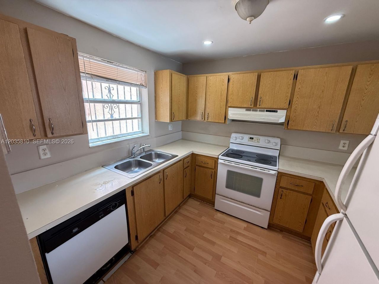 6175 W 20th Ave , Unit 210, Hialeah, FL 33012 Photo