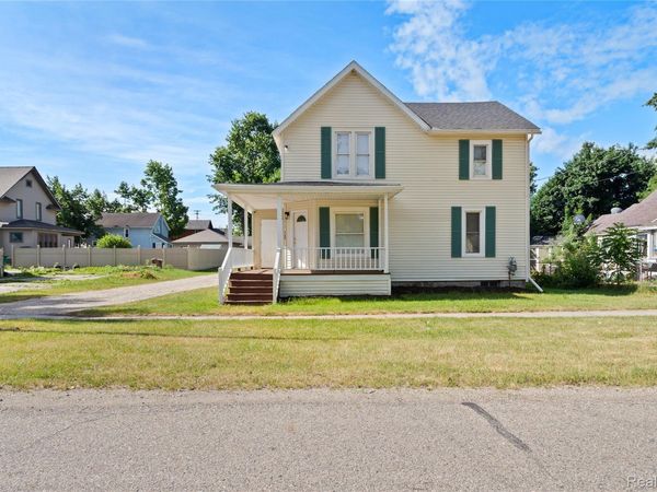 113 W Polly Street, Perry, Mi 48872