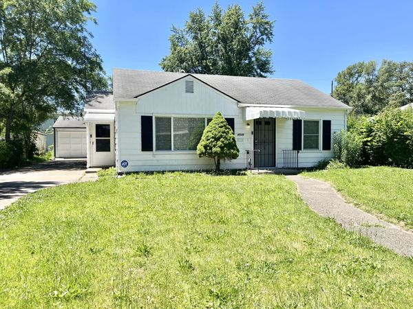 4506 S Colonial Avenue, Fort Wayne, IN 46806
