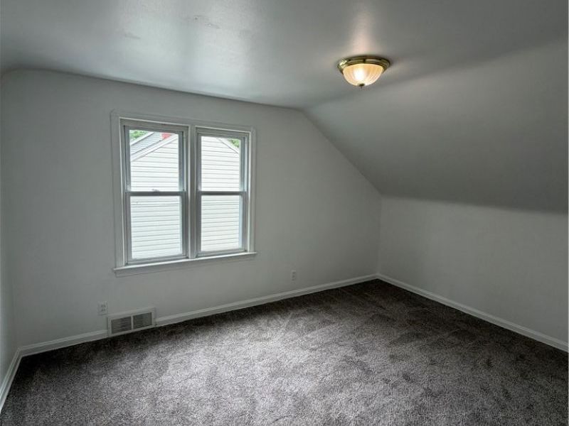 1353 Broadway Avenue, Bedford, OH 44146 Photo 12