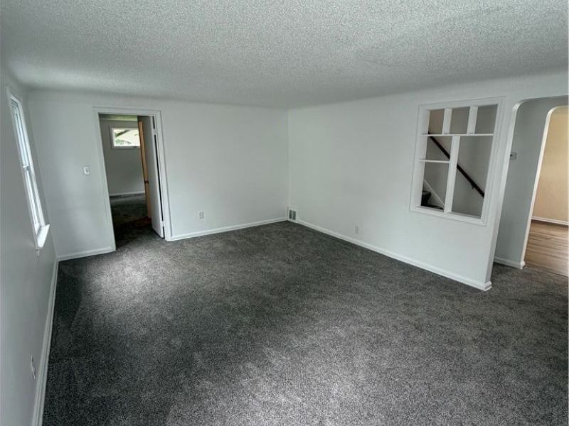 1353 Broadway Avenue, Bedford, OH 44146 Photo 6