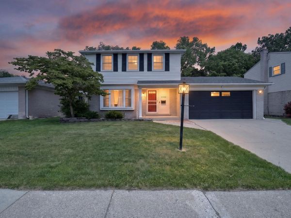 25186 Anna Street, Taylor, MI 48180
