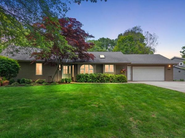 368 S Lakeshore Drive, Holland, MI 49424