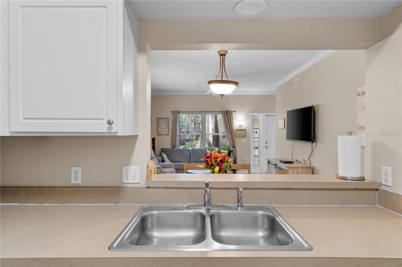 9177 SW 52nd Road , Unit E-103, Gainesville, FL 32608 Photo