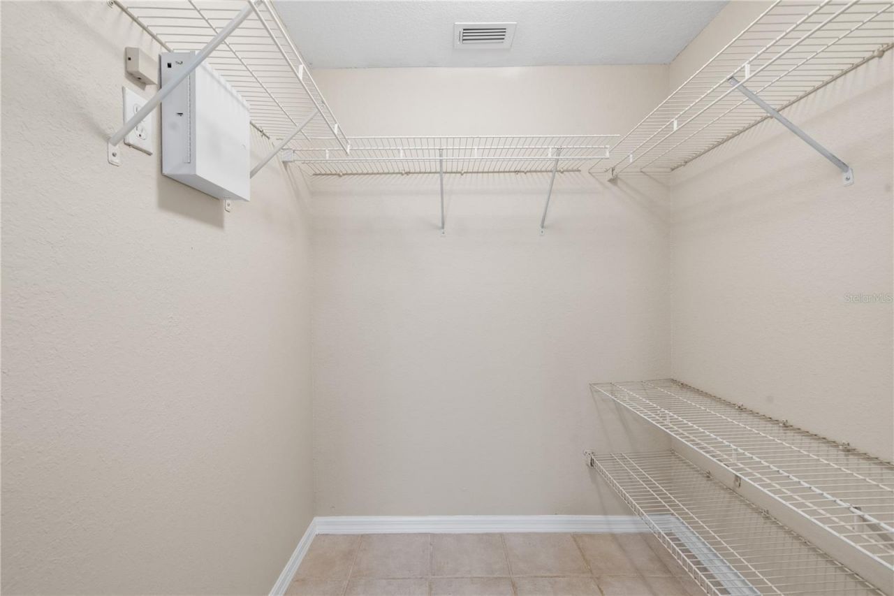 9177 SW 52nd Road , Unit E-103, Gainesville, FL 32608 Photo