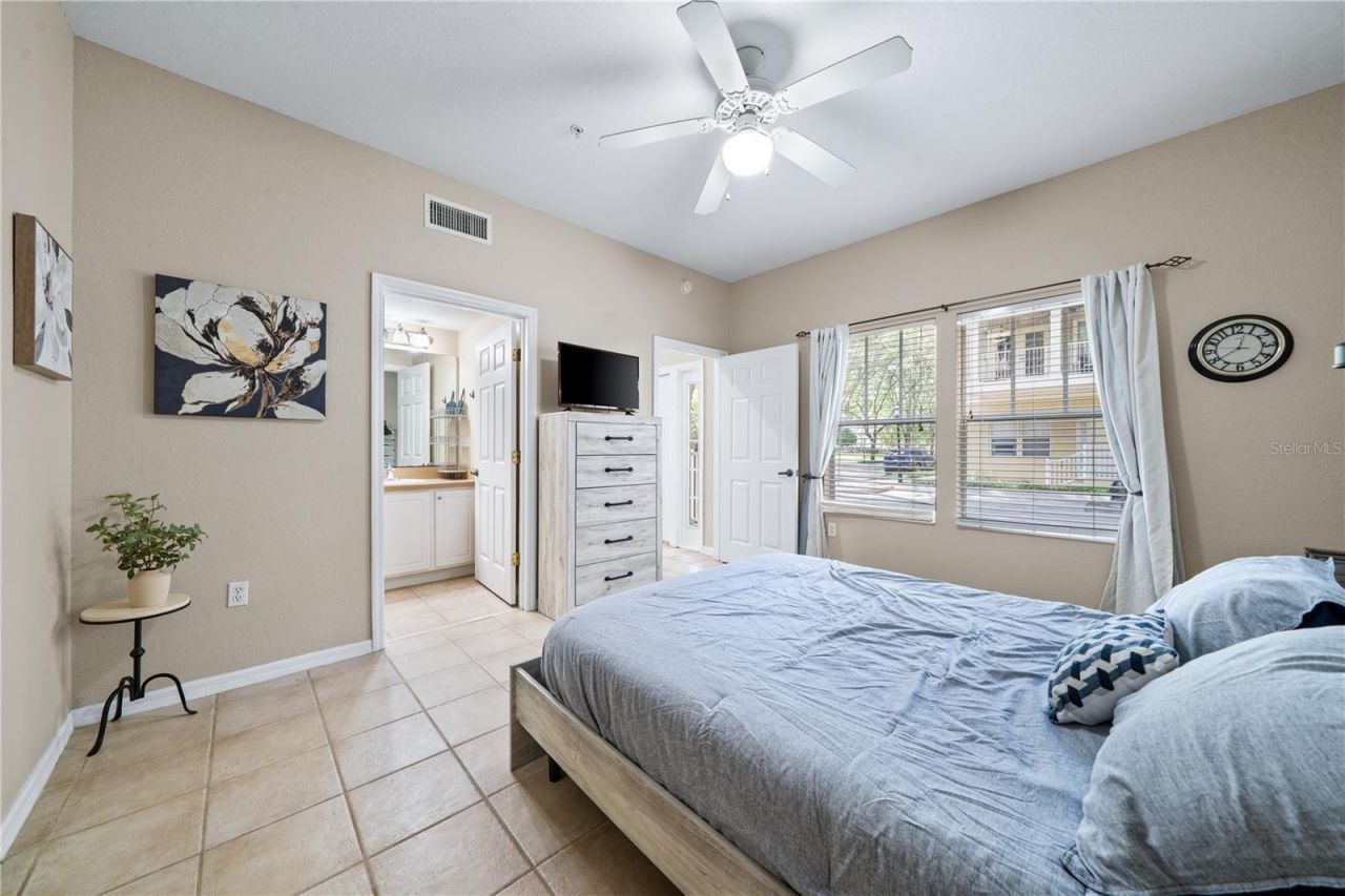 9177 SW 52nd Road , Unit E-103, Gainesville, FL 32608 Photo