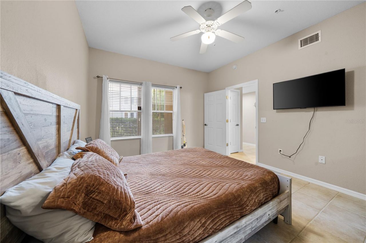9177 SW 52nd Road , Unit E-103, Gainesville, FL 32608 Photo