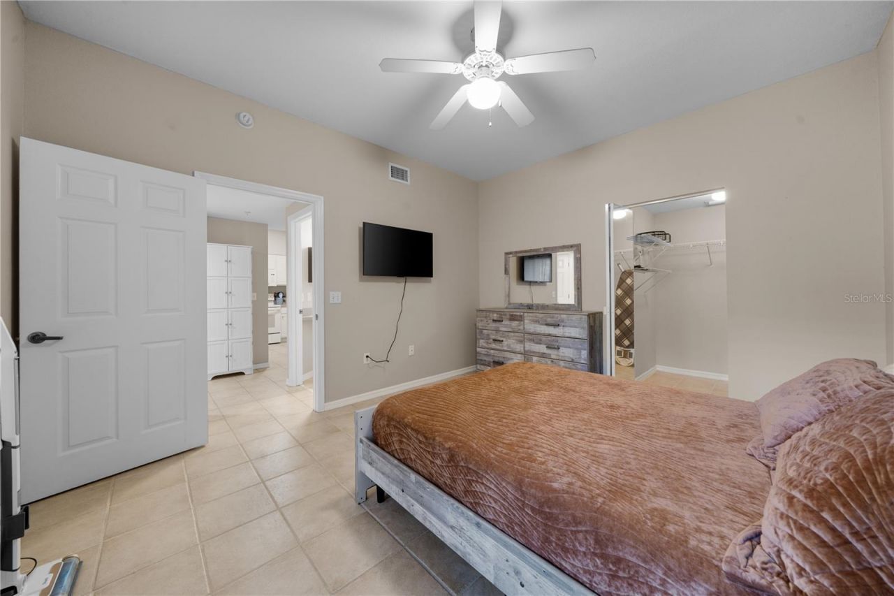 9177 SW 52nd Road , Unit E-103, Gainesville, FL 32608 Photo