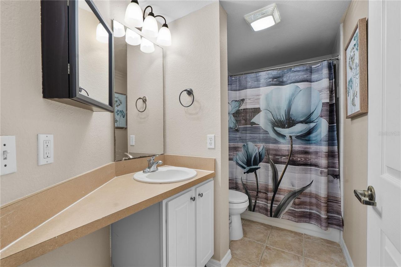 9177 SW 52nd Road , Unit E-103, Gainesville, FL 32608 Photo