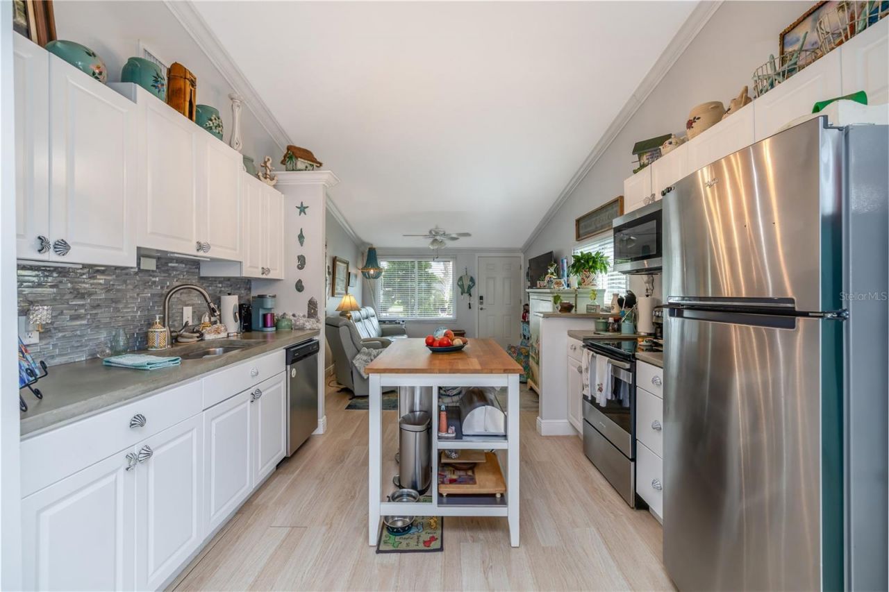 100 Poinciana Cove Court, Unit 100, New Smyrna Beach, FL 32169 Photo