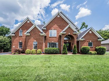 157 Huntsman Circle, Bowling Green, KY 42103