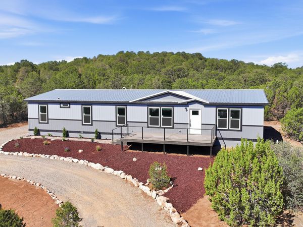 56 Thomas Road, Edgewood, NM 87015