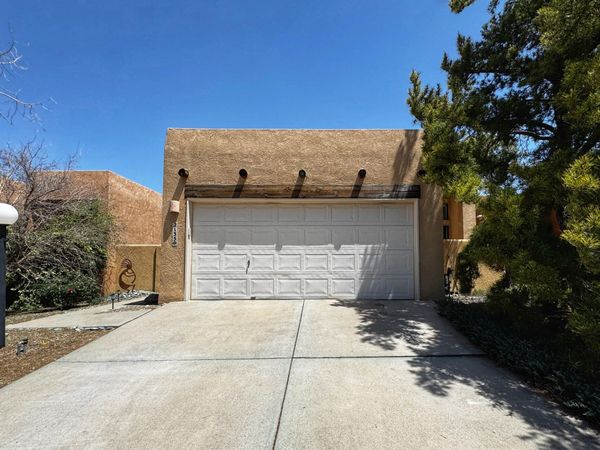 2135 Coyote Willow Avenue NE, Albuquerque, NM 87122