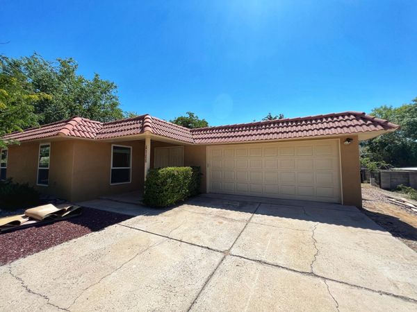 4328 Magnolia Drive NE, Albuquerque, NM 87111
