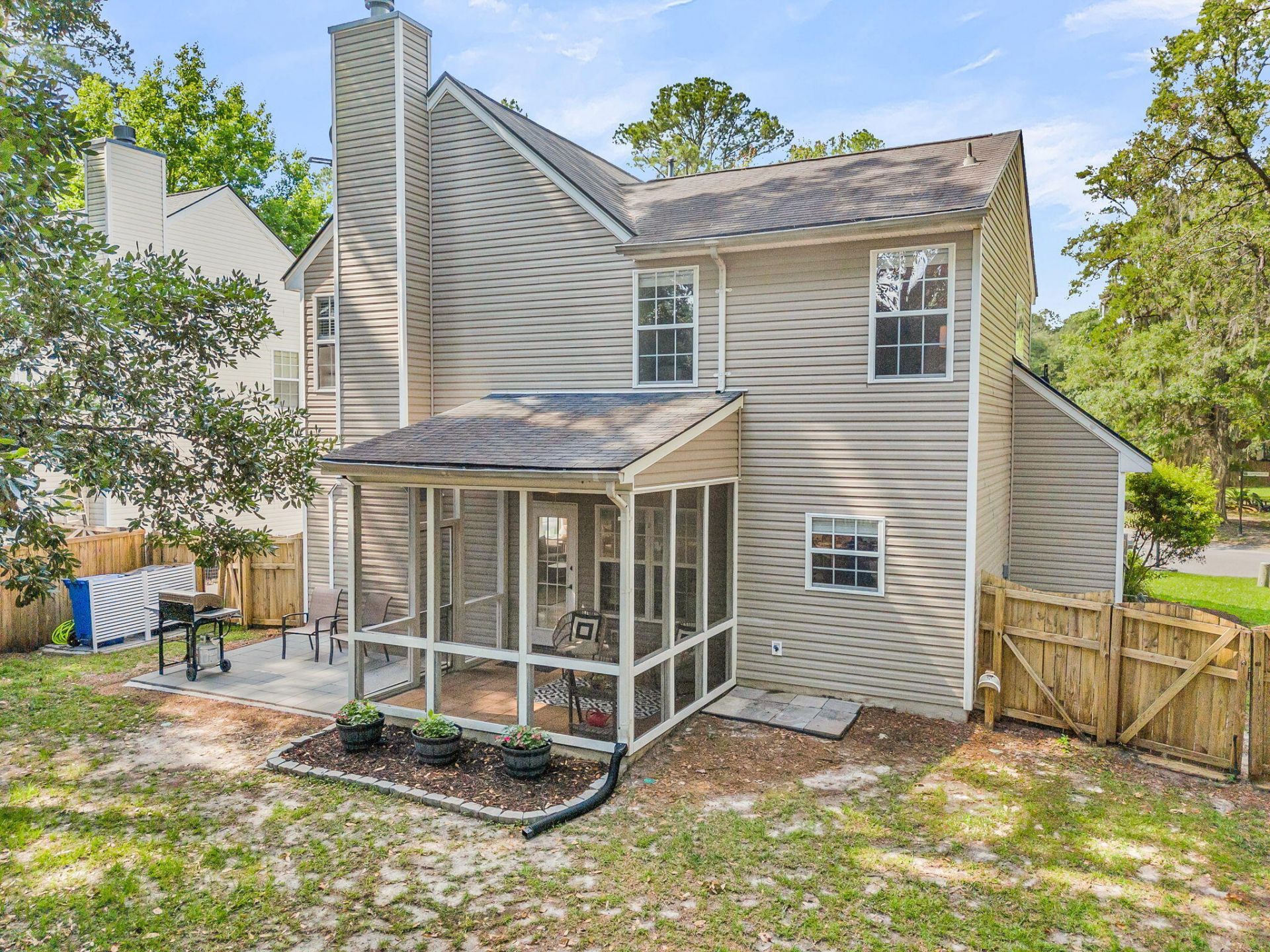 8642 Coppergrove Drive Photo 31