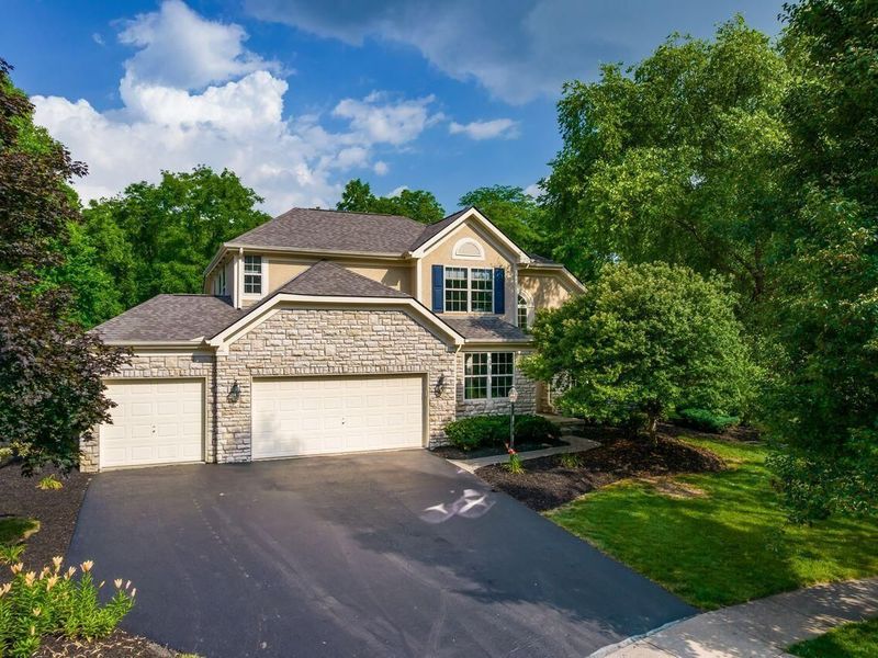 8320 Skelton Court, Blacklick, OH 43004 Photo 2