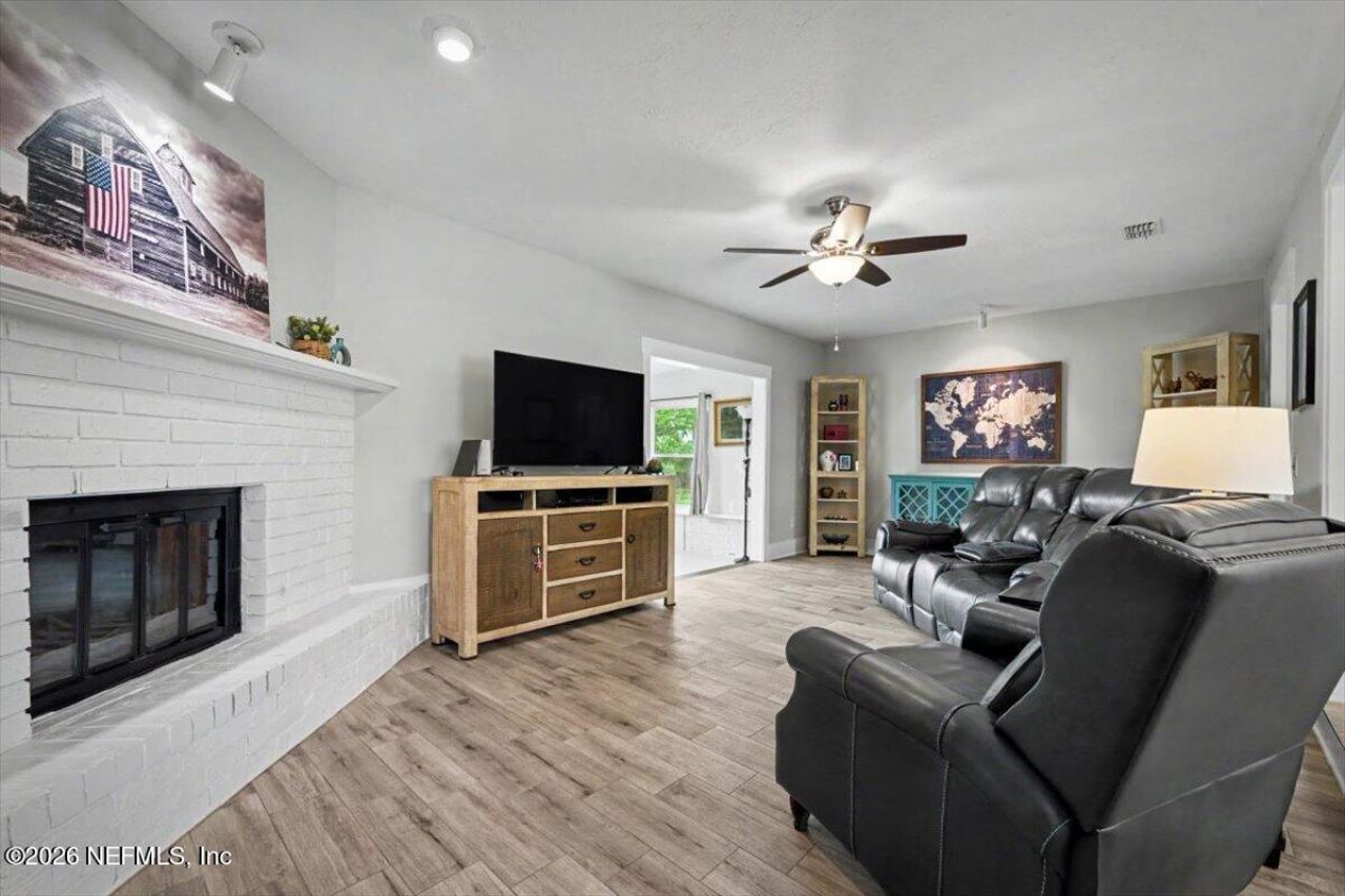 1102 Meadow Drive, Orange Park, FL 32065 Photo
