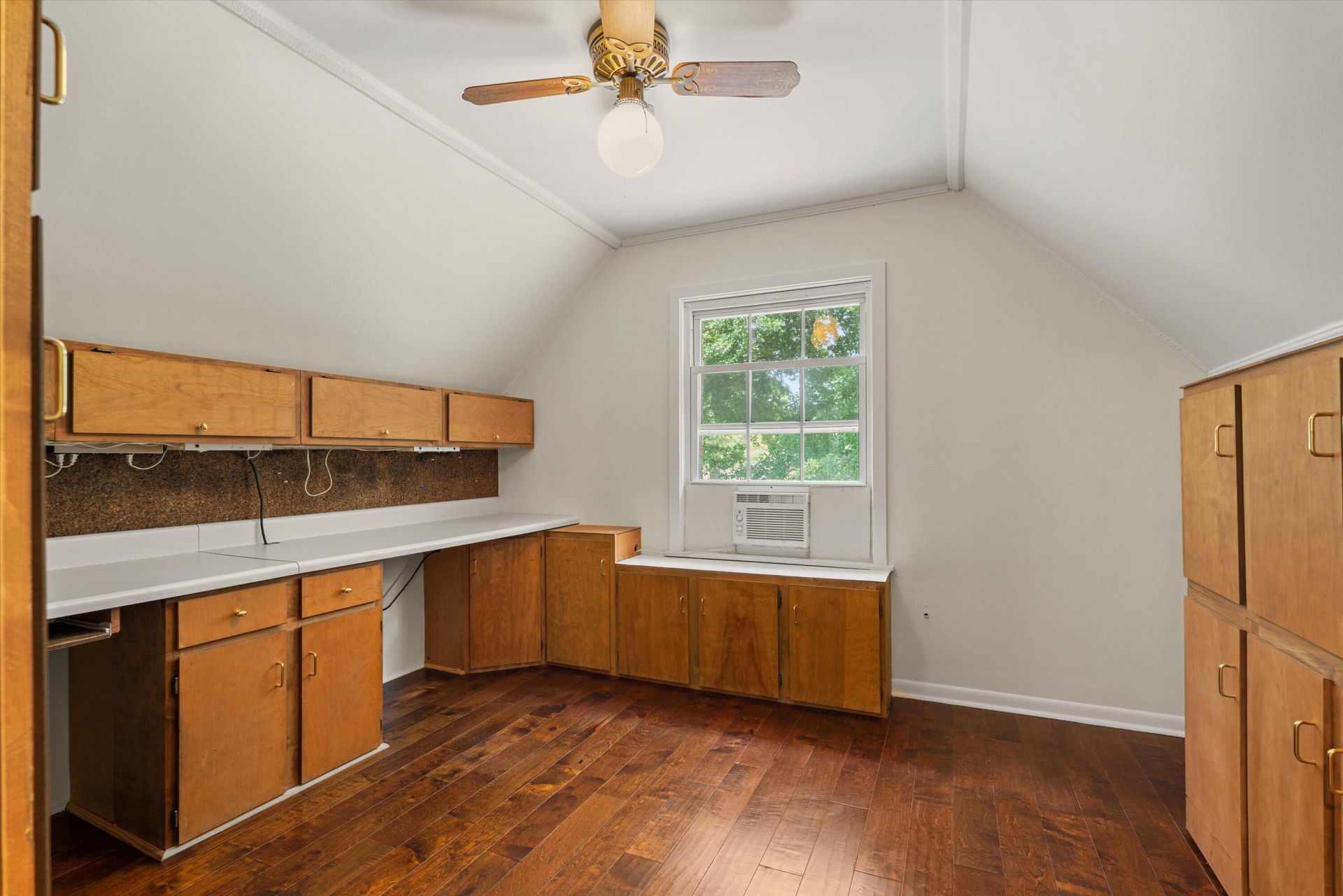 4339 Pinewood Circle Photo 16