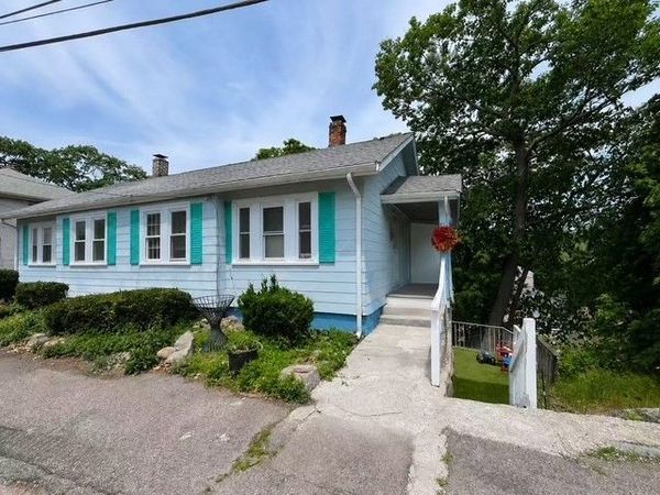 85 Town Hill Street, Unit 85, Quincy, MA 02169