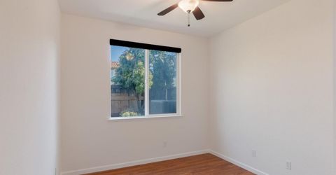 351 Danbury Pl, Lathrop, CA 95330 Photo
