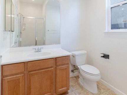351 Danbury Pl, Lathrop, CA 95330 Photo