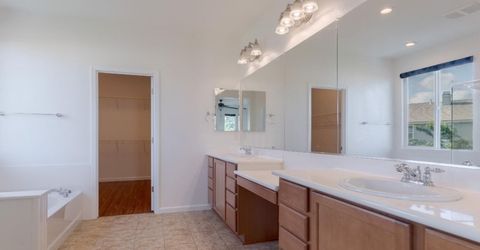 351 Danbury Pl, Lathrop, CA 95330 Photo